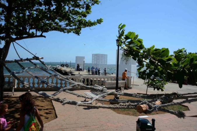 El Muelle Real como escenario del proyecto colectivo Mar Adentro